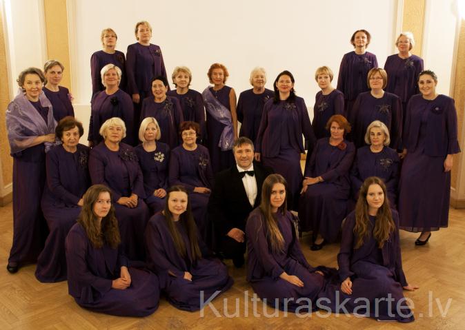 Sieviešu koris " Stradiņi" 